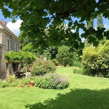 Independant 2 Pers - Sur Colmont La Petite Gare Holiday home