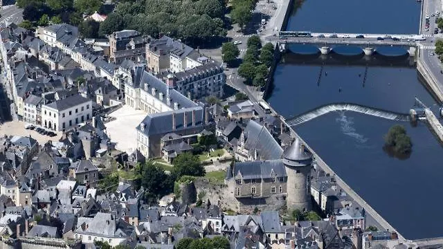 Independant 2 Pers - Sur Colmont La Petite Gare Ferienhaus *